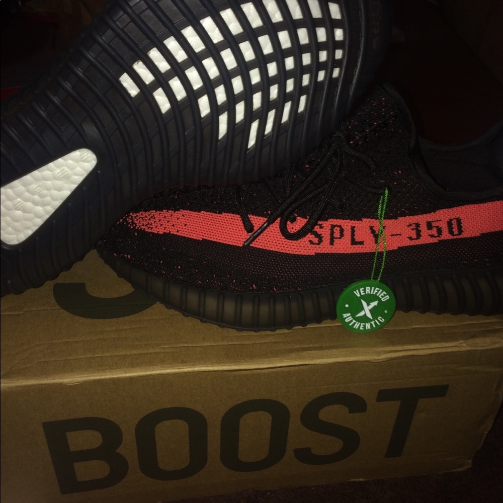 Yeezy 350 v2 core black red brand new